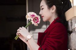 Đàn bà một lần đò: Cứ kiêu hãnh mà yêu thương