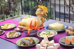 Xử lý hết các món ăn còn thừa ngày Tết trong chớp mắt