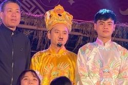 Phan Mạnh Quỳnh đóng Ngọc Hoàng ở quê