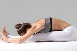Tập ngay tư thế yoga này để giảm mỡ bụng nhanh nhất
