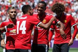M.U mở cửa đón 'sao xịt' Sanchez trở lại Old Trafford