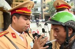 Xử lý gần 900 trường hợp lái xe vi phạm nồng độ cồn ngày mùng 4 Tết