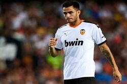 CHUYỂN NHƯỢNG 29/1: MU chọn mua chân sút 140 triệu. Barca có phương án thay Suarez