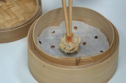 Trải nghiệm món thịt tôm chế tạo trong phòng thí nghiệm giá 5.000 USD/kg