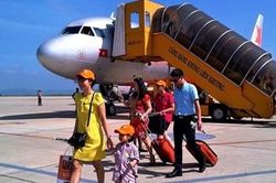 Đưa 175 người Trung Quốc từ Đà Lạt về nước
