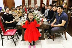 Hết Tết, dân mạng chia sẻ mâm cơm bánh chưng, thịt kho quen thuộc