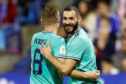 Real vào tứ kết Copa del Rey sau trận thắng 4-0