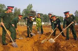 Các đơn vị quân đội tổ chức phát động 'Tết trồng cây đời đời nhớ ơn Bác Hồ' Xuân Canh Tý 2020