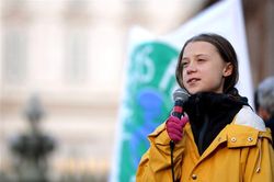 Greta Thunberg đăng ký bản quyền phong trào 'Thứ Sáu vì tương lai'