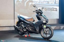 XE HOT (30/1): Honda Air Blade 150 2020 giá chỉ từ 49,9 triệu đồng, Toyota Fortuner 2020 lắp ráp trong nước giá hơn 1 tỷ đồng