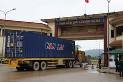 Bộ Công Thương bàn cách gỡ khó cho xuất khẩu trong dịch corona