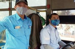 Khuyến cáo hành khách đeo khẩu trang tránh lây nhiễm virus corona