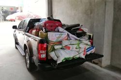 Choáng với chiếc xe chở cả quê hương lên phố sau dịp Tết