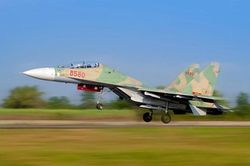 'Hổ Mang Chúa' Su-30MK2 cùng thiên binh canh giữ bầu trời Tổ quốc tung cánh đầu năm