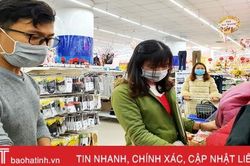 Người dân Hà Tĩnh chủ động đeo khẩu trang nơi công cộng phòng virus Corona