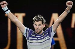 Australia mở rộng 2020: Thắng ngược Zverev, Dominic Thiem đối đầu Djokovic tại chung kết