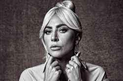 Bài hát mới bị phát tán trước ngày ra mắt, cách Lady Gaga 'dằn mặt' khiến ai cũng thán phục