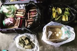 Trở lại học tập và làm việc sau kỳ nghỉ Tết, ai ai cũng được bố mẹ 'gói cả quê hương mang ra thành phố'