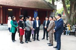 Khảo sát công tác quản lý lễ hội tại 'Thăng Long Tứ Trấn'