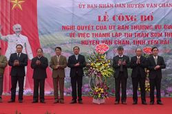 Yên Bái: Công bố quyết định UBTV Quốc hội thành lập thị trấn Sơn Thịnh