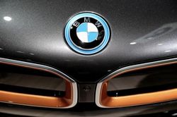 BMW trì hoãn ra mắt thế hệ tiếp theo của Mini