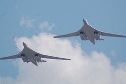 Bộ đôi Tu-160 của Nga áp sát Canada, Bộ Tư lệnh phòng không Bắc Mỹ 'bất lực'