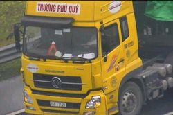 Phạt tài xế 17 triệu đồng vì lái container lùi trên cao tốc Hà Nội - Hải Phòng