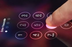 Luật mới của Mỹ có thể buộc Apple, Facebook bẻ khóa smartphone và ứng dụng