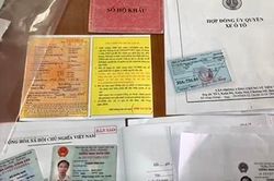 Bắt tạm giam 4 đối tượng làm giả giấy tờ để lừa bán xe ôtô