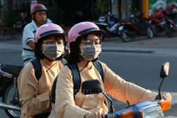 Không lơ là, chủ quan trong phòng, chống virus Corona
