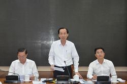 TP Hồ Chí Minh: Tất cả những cán bộ đi về từ vùng dịch không cần đến cơ quan làm việc