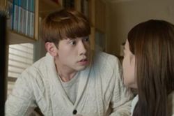 Cứ 4h sáng lại thấy vợ ôm bụng vào nhà vệ sinh, chồng sinh nghi bèn lao vào thì thấy thứ kinh dị đó