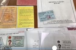 Thủ đoạn làm giả giấy tờ xe ô tô mang đi cầm cố