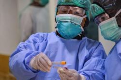 Thay vì 10 ngày, Việt Nam chỉ cần 24h để xét nghiệm virus corona