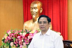 Kiên trì đấu tranh, tiến tới chấm dứt tình trạng chạy chức, chạy quyền