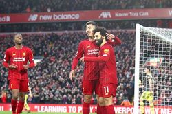 Roberto Firmino: Số 9 thầm lặng nổi bật