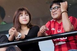 Bạn gái Văn Lâm mạnh dạn khoe ảnh 'giường chiếu' trên MXH