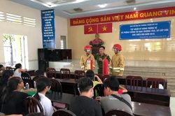 Bài 2: Sỹ quan trẻ sẵn sàng xông vào 'biển lửa'