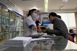 Mua khẩu trang 'khó hơn lên trời'