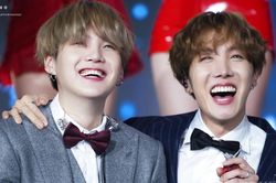 BTS: Khi J-Hope làm điều này, đến Suga cũng phải nghe theo