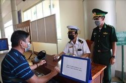 Đồn Biên phòng Cửa khẩu quốc tế Hoa Lư chủ động chống dịch nCoV