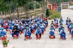 Nghệ An cho nghỉ học, học sinh Hải Phòng trở lại trường