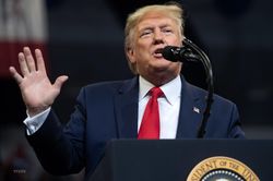 Tổng thống Trump bị chỉ trích trước khi đọc thông điệp liên bang