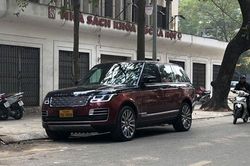 Xe Range Rover SV hơn 40 tỷ, biển số tứ quý 9 của Lào trên phố Việt