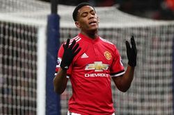 Martial gây thất vọng nên Solskjaer phải mang về Ighalo