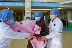 Bệnh nhân chữa khỏi virus corona tiết lộ phương thuốc chống lại căn bệnh chết người