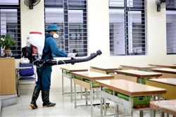 Kiến nghị cho 1,7 triệu học sinh TP.HCM nghỉ thêm 1 tuần