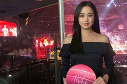 Ngắm loạt ảnh 'chim sa cá lặn' thời sinh viên của Kim Tae Hee