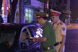 Nam thanh niên bị phạt 40 triệu đồng vì vi phạm nồng độ cồn và không có giấy phép lái xe
