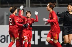 Tuyển nữ Việt Nam còn cách Olympic Tokyo một 'ngọn núi'